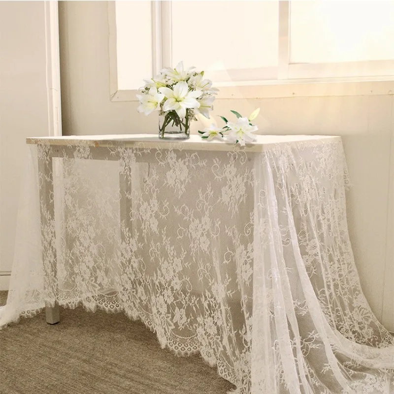 White Lace Tablecloth Rectangle Wedding Tablecloth Vintage Embroidered Lace Fabric for Summer Outdoor Party Farmhouse Home Decor