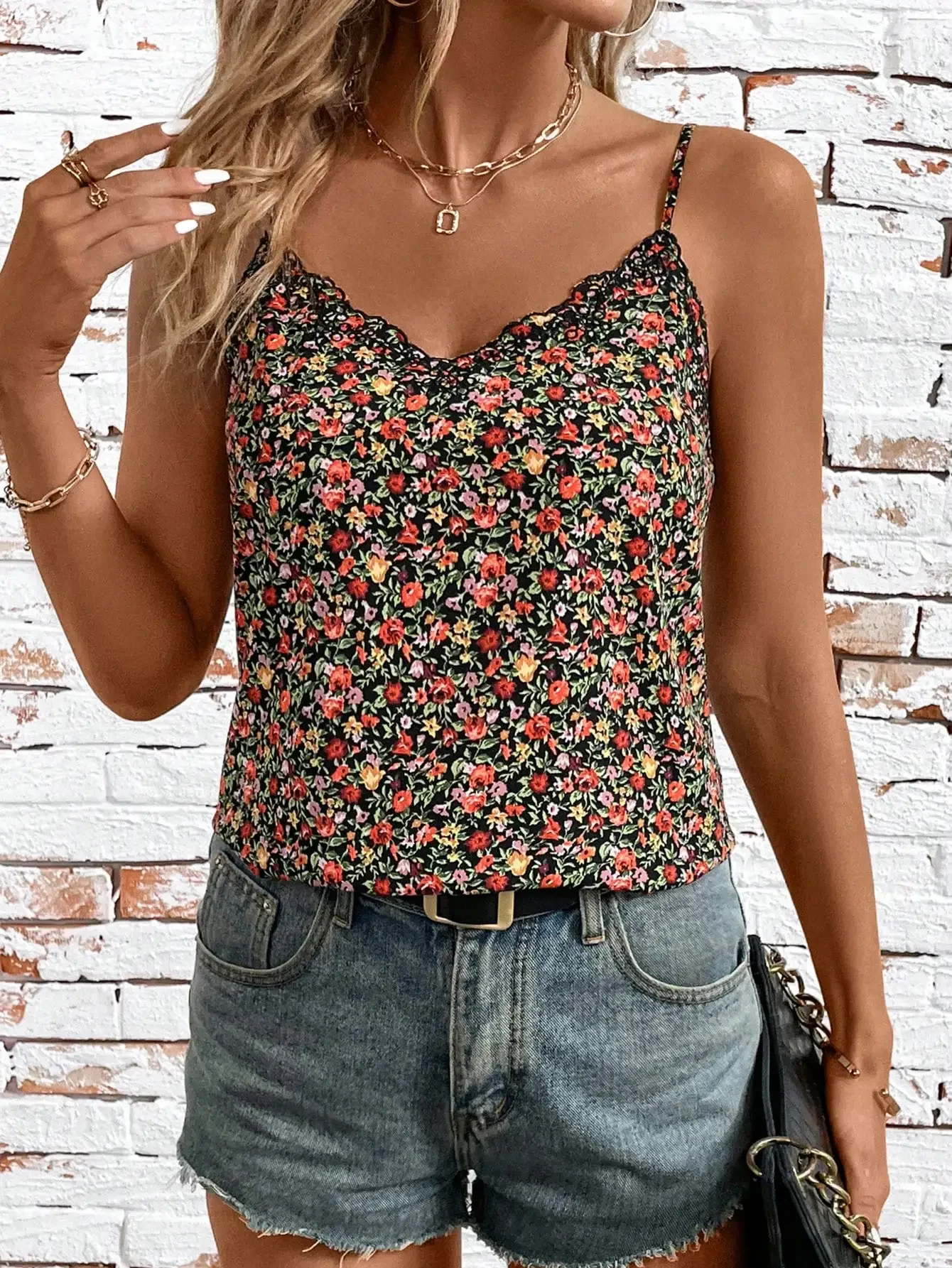 

Vacation Style Sexy Small Flower Sling Slim Jumpsuit Summer Sleeveless Bottom Sexy Romper for Women Loose Version