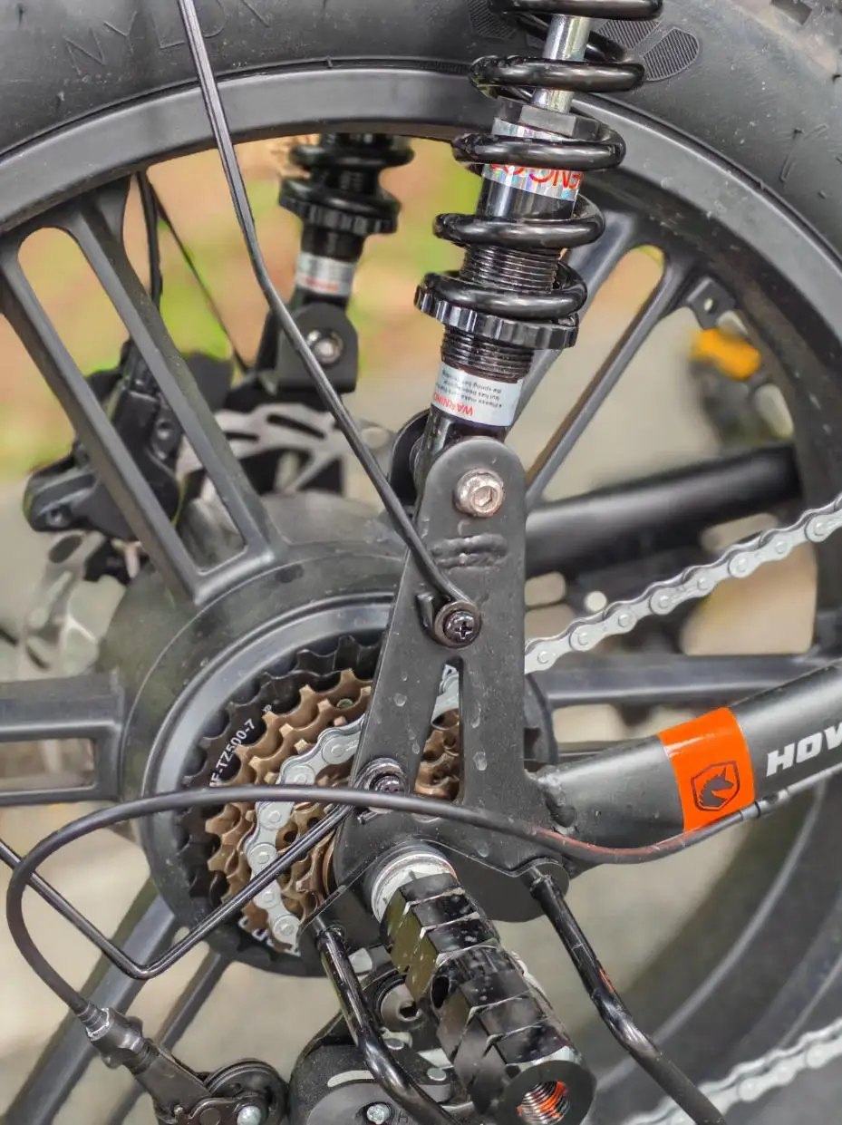 Рисунок 5 - SXLL HOVSCO R8 Электрический внедорожник