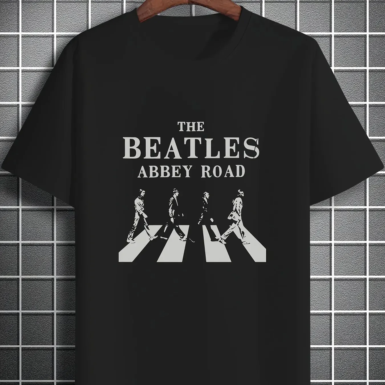 The Beatles Abbey Road Graphic Men's T-shirt, Retro Rock Band Style, Pure Cotton Casual Short-sleeved Top