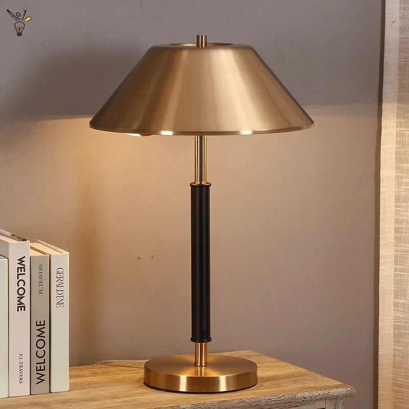 Postmodernistyczne miedziane lampy stołowe proste grzyby obok lamp do dekoracji sypialni lampa nocna oświetlenie wewnętrzne gabinet lampka do czytania