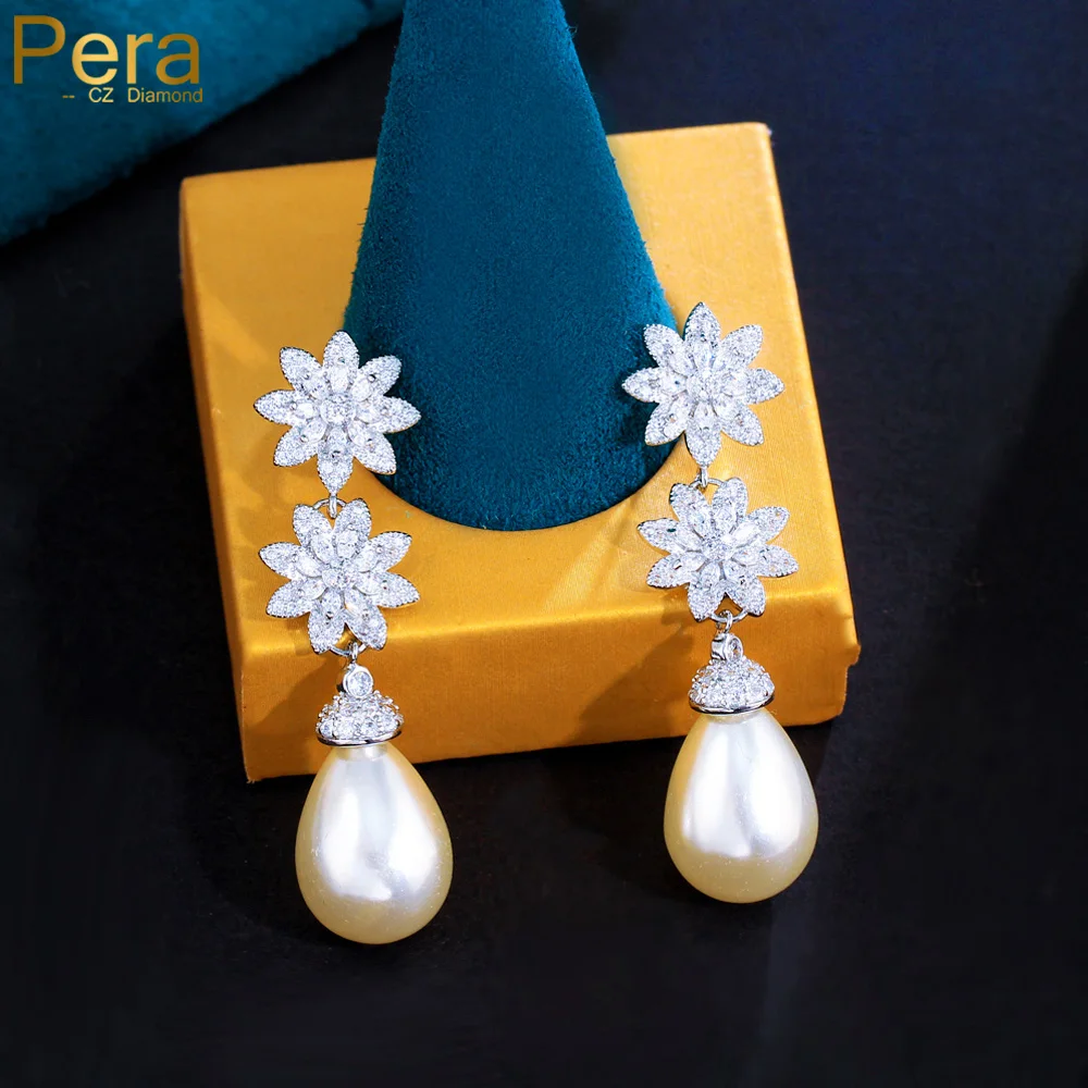 

Pera Eleagnt Flower Charm Shiny Cubic Zirconia Long Engagement Pearl Drop Earrings for Brides Wedding Jewelry Accessories E104