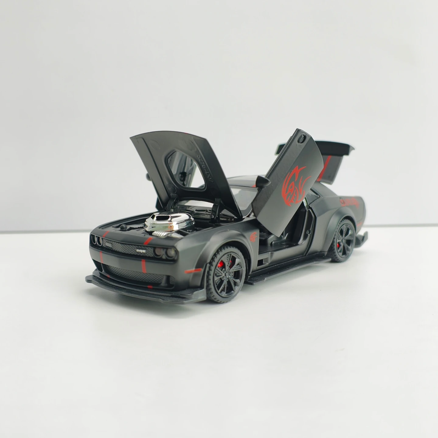 1:32 simulation Dodge Hellcat SRT modified alloy car model, doors and engine hood, trunk can be opened with sound and light gift view 3