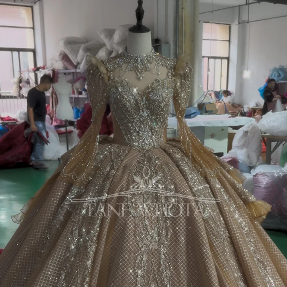 

Нарядное вечернее платье с расклешенными рукавами, индивидуальный пошив, 2026, на шнуровке, с вышивкой стразами и пайетками, для женщин