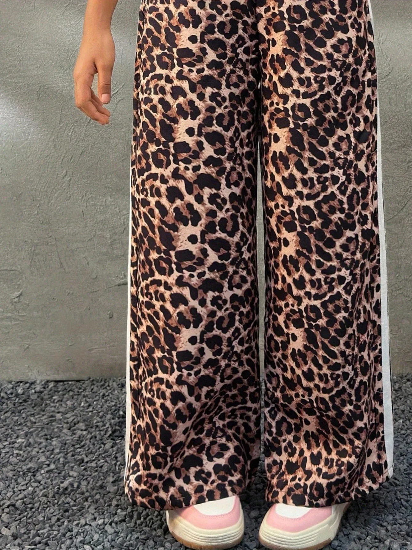 Trendy Girls Leopard Print Pants, Side Stripe Elastic Waist Wide Leg Trousers for Daily & Street Style