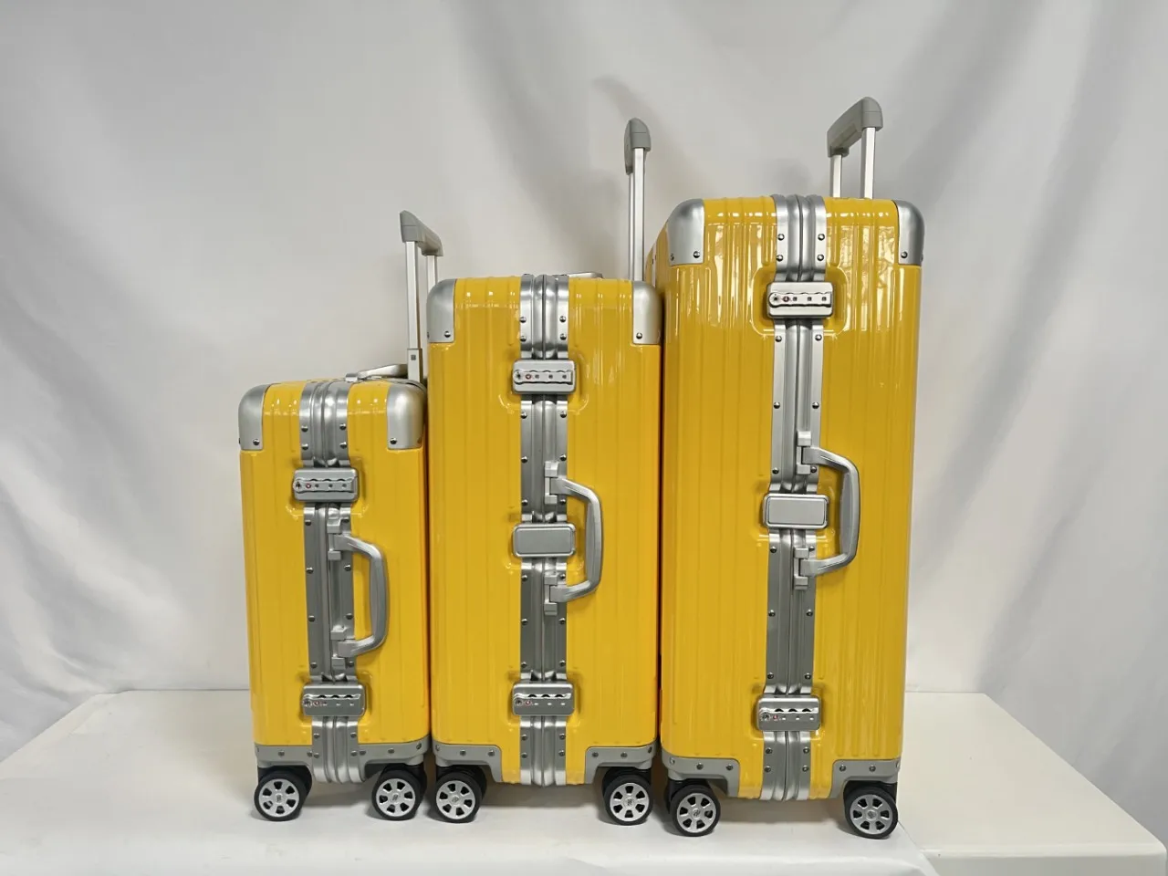 Caixa de carrinho de viagem com trava de roda universal