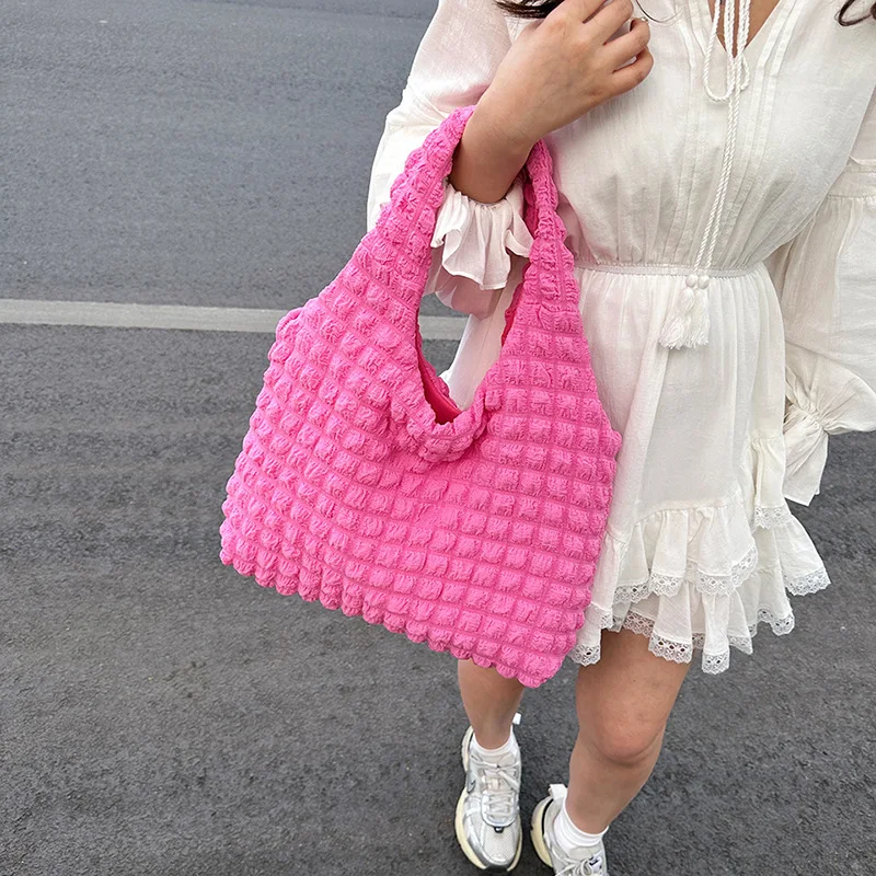 2024 New Cloud Bubble Pleated Feeling Commuter Single Shoulder Vest Bag Simple Handbag Large Capacity Crossbody Bag