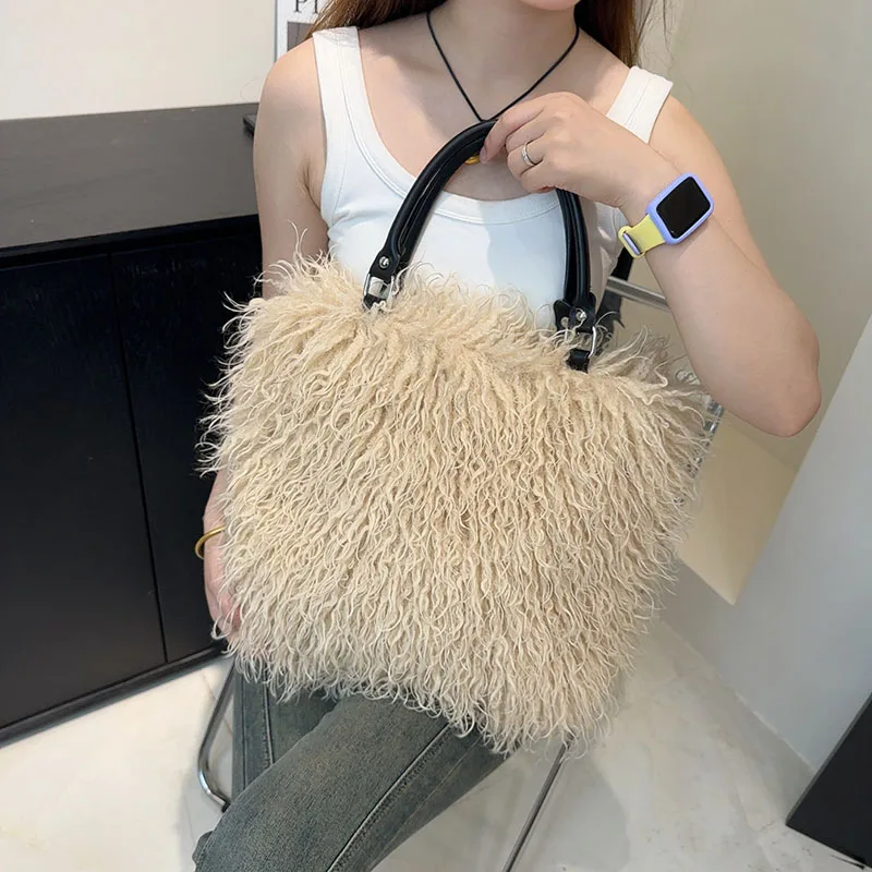 

Luxury Handbags Autumn Winter Plush Shoulder Crossbody Bags Designer Faux Fur Tote Bag for Women Brand Shopper Purses New