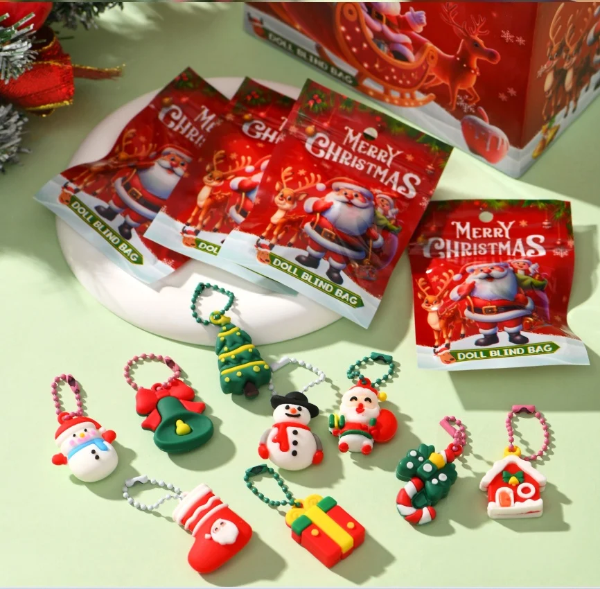 Christmas Cross-Border Toy: 32-Piece Blind Bag Figurine Set with Keychains and Ornaments – Ideal Small Gifts for Children; Trend