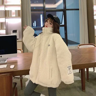 حار بيع الموسم جديد المرأة لامب المخملية المطرزة سترة الشتاء كسول نمط عالية طوق سستة سميكة الصوف كبير Si