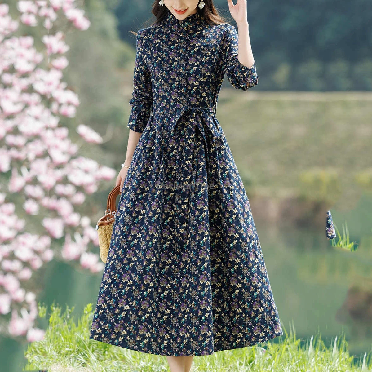 

2025 high end vintage floral dress long sleeved temperament autumn dress fashionable elegant women's daily casual chinese robe