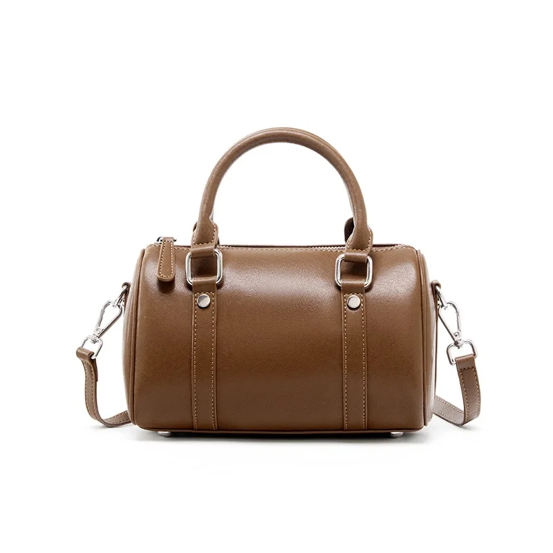

First-Layer Vegetable-Tanned Cowhide Tote Bag for Women, Genuine Leather Large-Capacity Commuter Shoulder Bag, Vintage Handbag with Niche Design and Texture