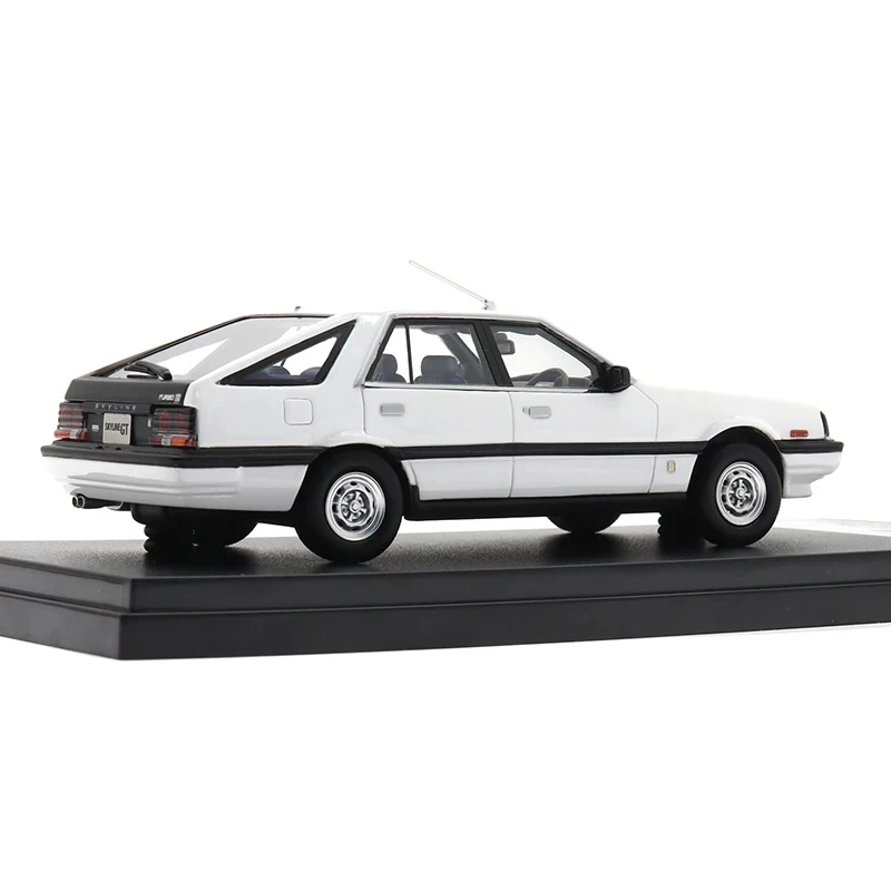 Modelo de coche de resina fundido a presión, NISSAN SKYLINE HATCHBACK 2000 TURBO GT-E, X (1984), decoración de colección, juguete, regalos, escala