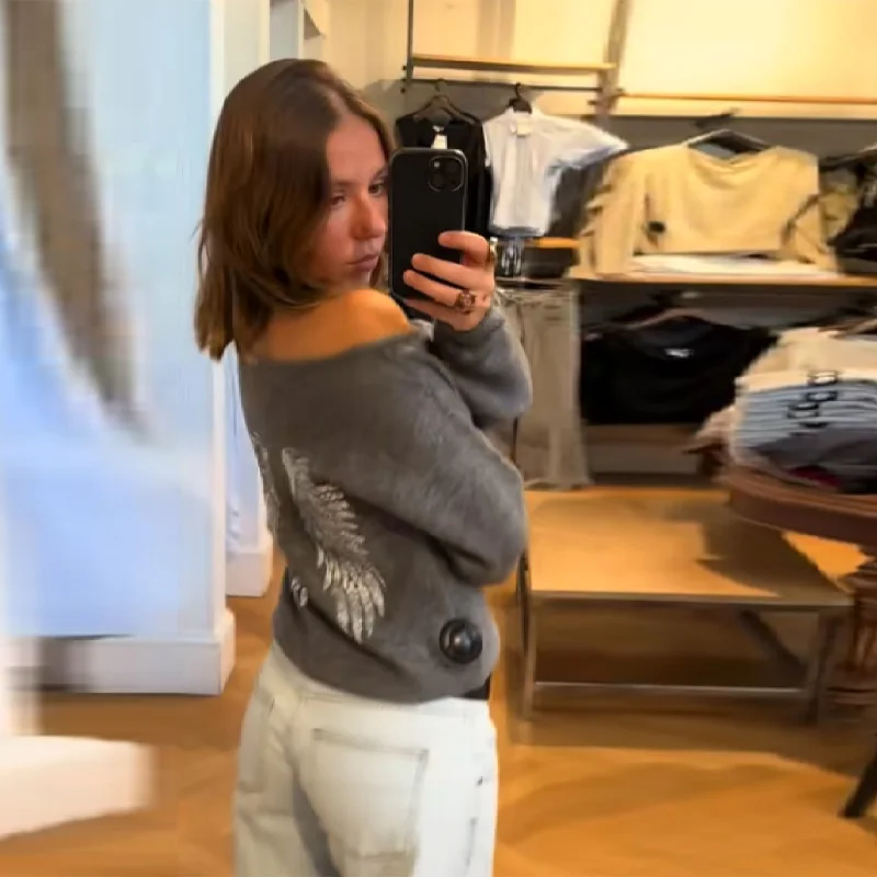 

Женские топы с открытыми плечами и длинными рукавами, шикарный модный мягкий пуловер с принтом крыльев, новинка 2025, женская осенне-зимняя повседневная одежда для поездок на работу