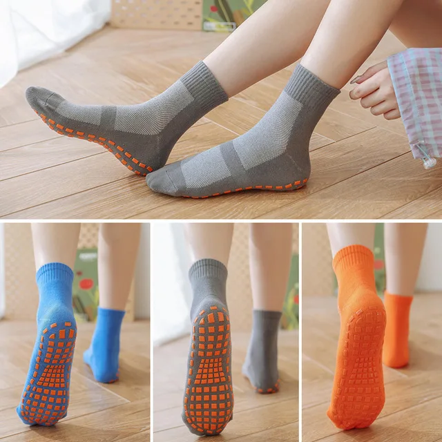 

5 pairs pack Four seasons Trampoline socks Boys & Girls Indoor sports socks Home anti-slip floor socks Foot massage yoga socks