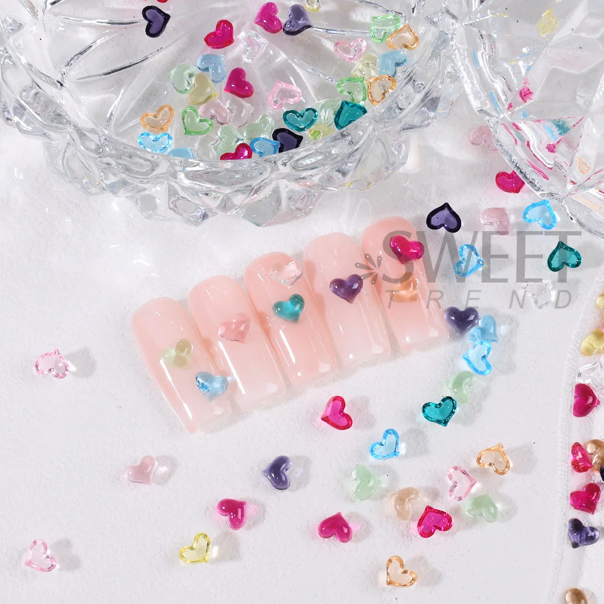 2 stücke Transparent Herz Nail art Charms 3D Kristall Bunte Liebe Geformt Süße Schmuck Elegante Valentinstag Dekor Maniküre Liefert