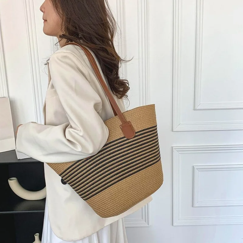 

Popular Classic High-End Leather Women's Crossbody Bag Luxury Brand Fashionable Elegant Elegant Accent Vintage Bag​