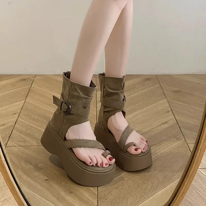 

Women's Khaki Suede Roman Gladiator Boots Platform Height Increase Retro Toe Ring Ankle Boot Back Zipper Summer 2026 New Fashion