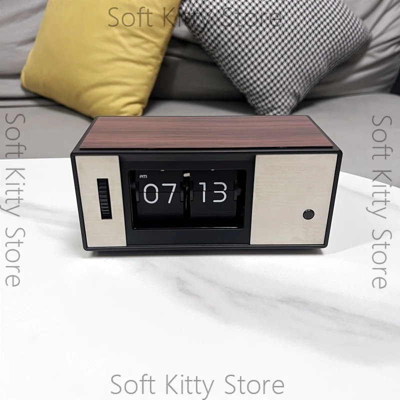 Simple retro Japanese page turning clock pendulum clock desktop minimalist creativity