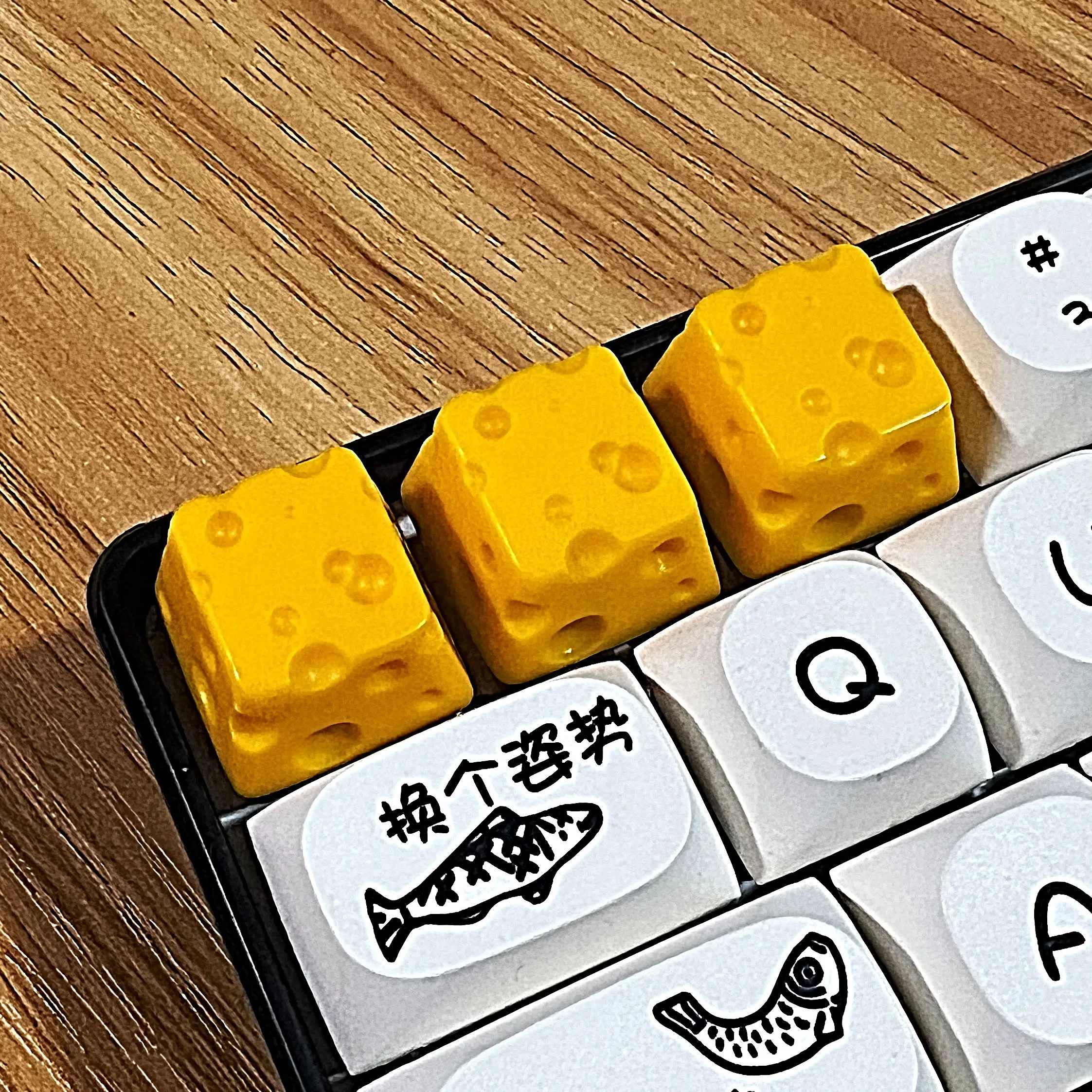 TRI Cheese Keycaps Personalized Resin for Mechanical Keyboard Keycaps Chesse Cake Design Cute Yellow Food Creative Gift Keycaps