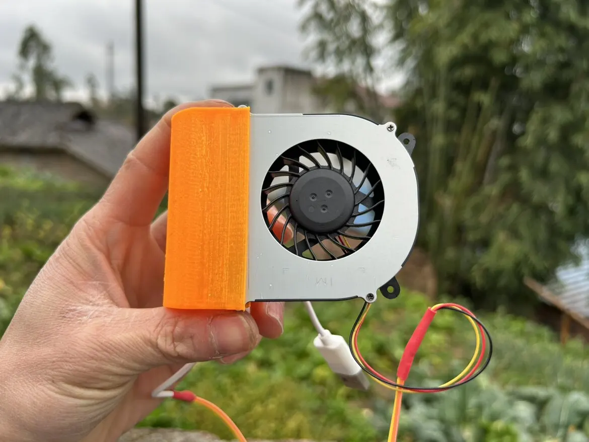 Custom‑GPU‑Cooler For Tesla P4 T4 M4 L4 A2,5V Fan Powered
