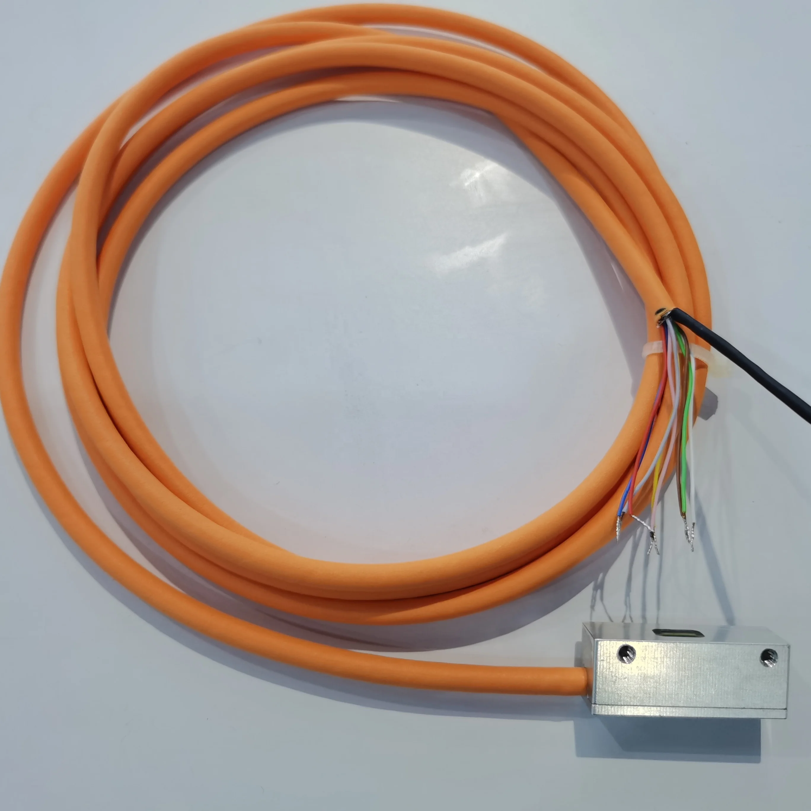 2025 EMIX1X - Magne…