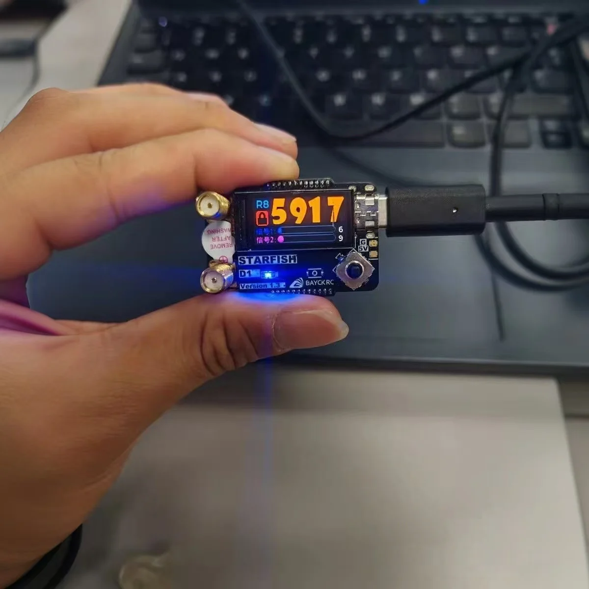 

SKYZONE VRX 4.9G 5.8G Receiver 6.1G PLUS VRX Dual Antenna Reception 70CH FPV VRX Suitable for SKYZONE/Hathark/DJI V1 V2 Glasses