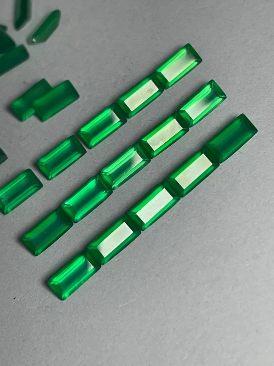 Оптовая-продажа-с-фабрики-100-настоящий-натуральный-прямоугольник-зеленый-агат-драгоценный-камень-свободные-драгоценные-камни-diy-материал-для-ювелирных-изделий