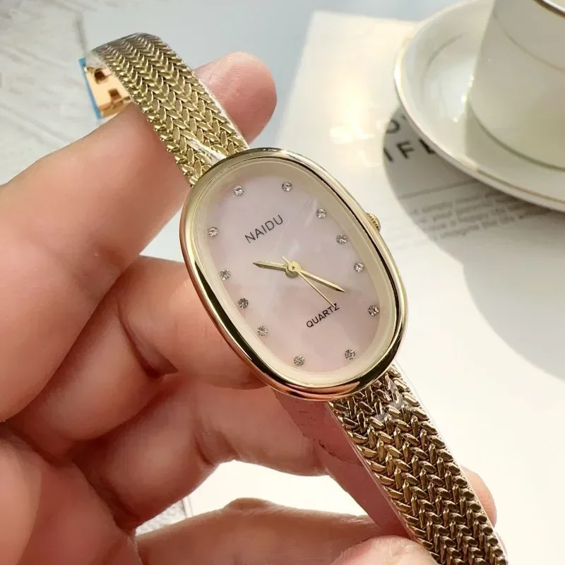 العلامة التجارية الجديدة ساعة كوارتز للنساء هدية فاخرة البيضاوي الهاتفي حجر الراين ساعة قابل للتعديل الفولاذ المقاوم للصدأ حزام ساعات المعصم بالجملة