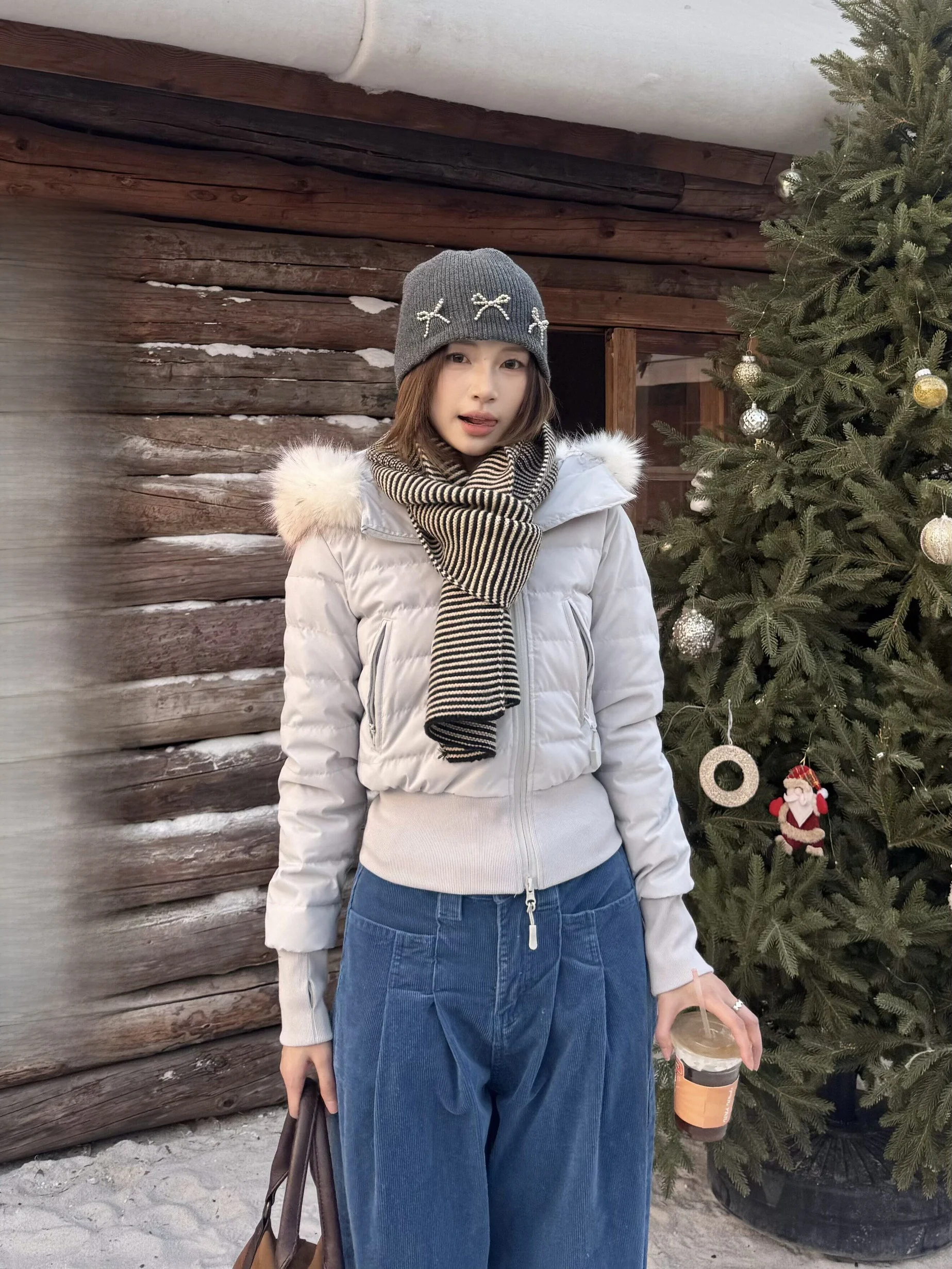 

XFX American Retro Hooded ort Women's down Jaet Warmth Trimming Fur Collar Bread Sle Winter Anti-Cold High-End Feeling