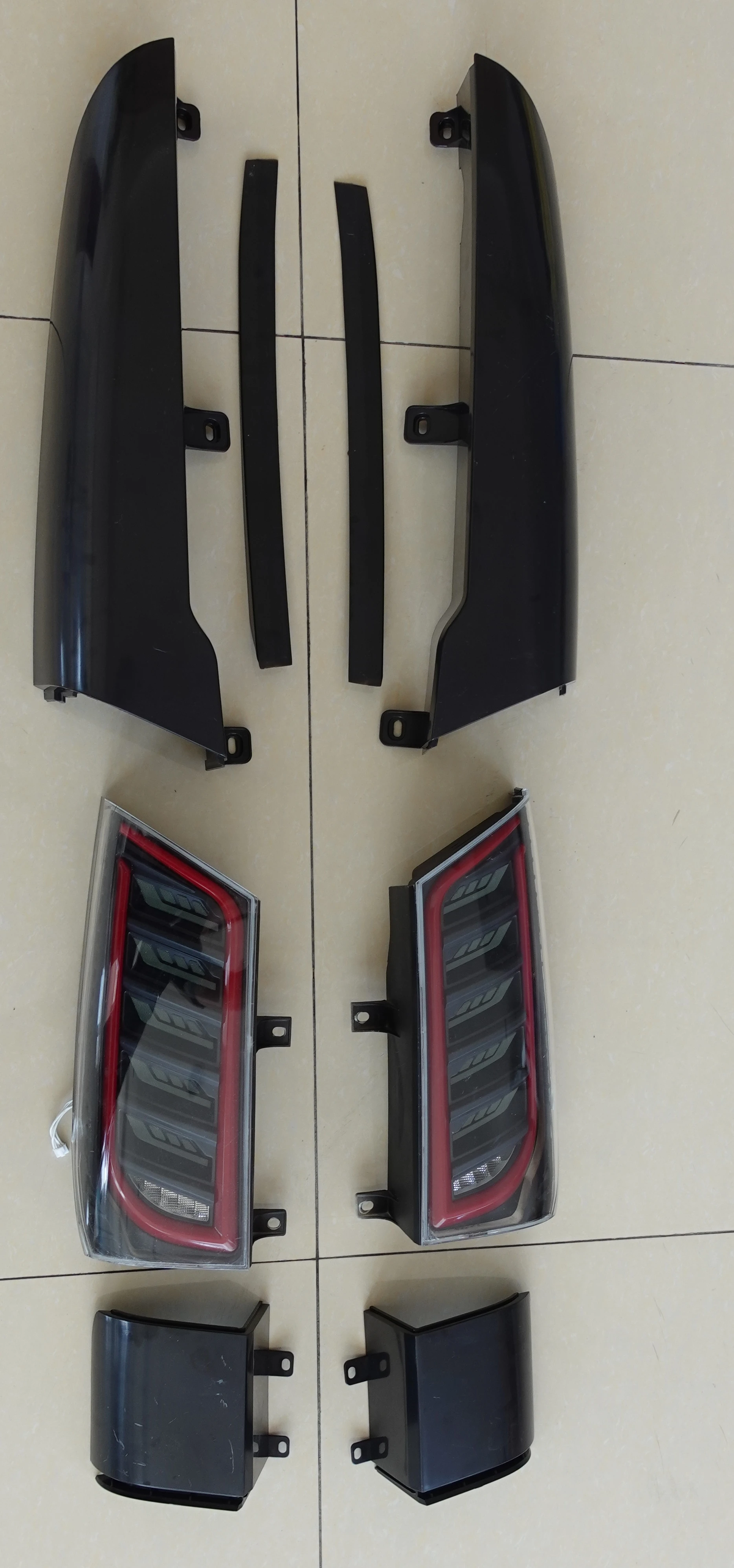 CARVAL Viosky-Modifikation – ungeschnittenes Modell 2025