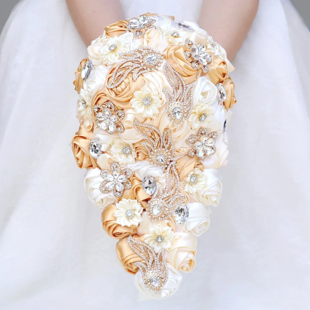Luxury Crystal Waterfall Bridal Wedding Bouquet Ivory & Light Khaki Satin Flower Bouquet for Marriage Wedding Accessories