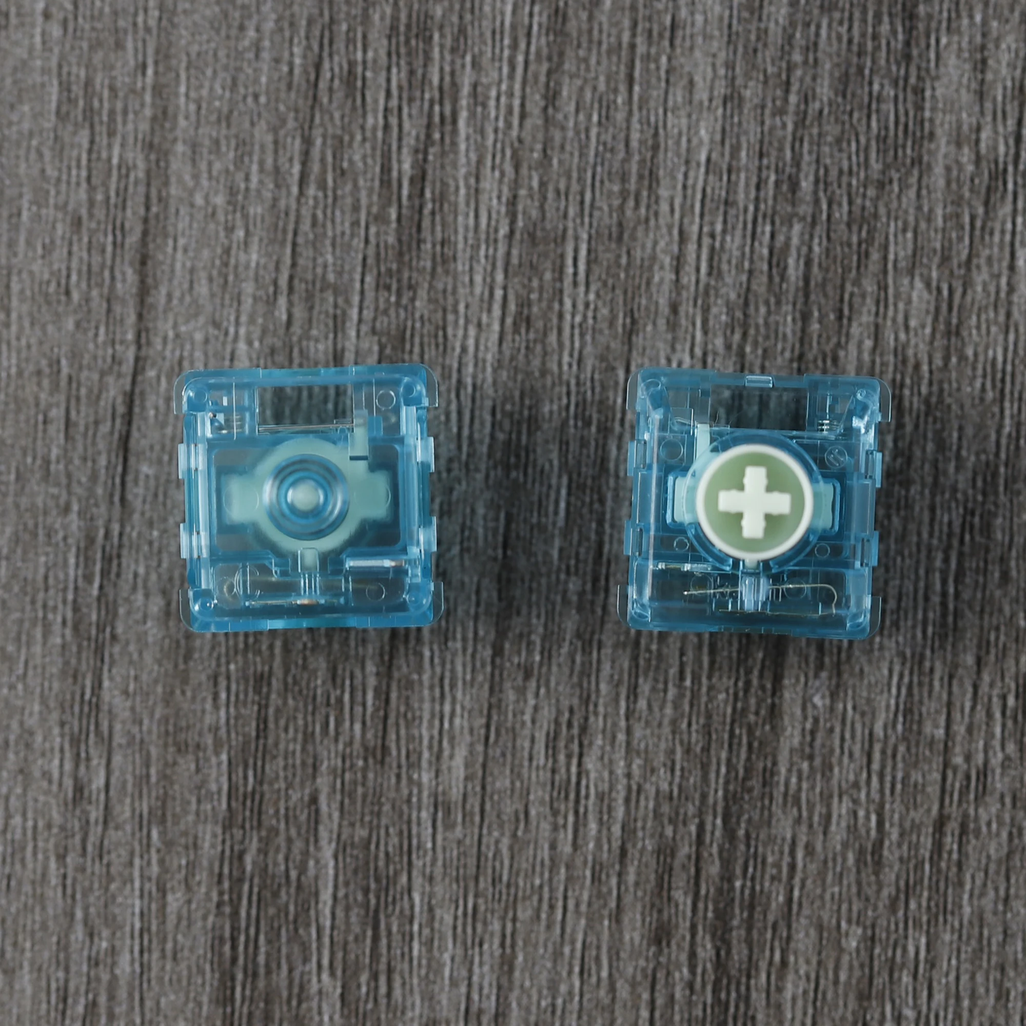 สวิตช์ Kailh Low Profile รุ่น 1353 แบบ 3 ขา สำหรับคีย์บอร์ดแบบกลไก ตอบสนองเร็ว สปริงแกนต่ำ ซีซั่น มินิ ซีรีส์