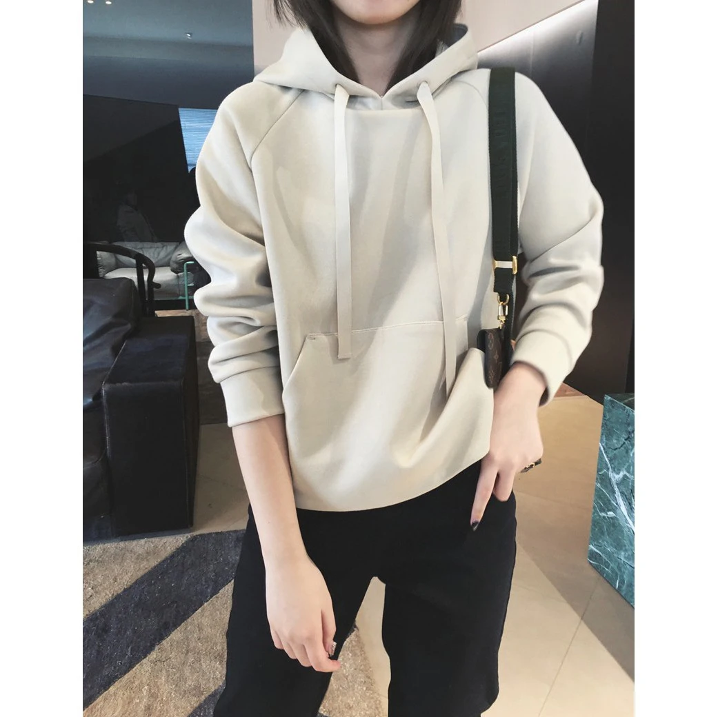 Damska bluza z kapturem na jesień 2025, dopasowany krój, mieszanka bawełny i poliestru, luźna, uniwersalna, modna, codzienna odzież, długi rękaw.