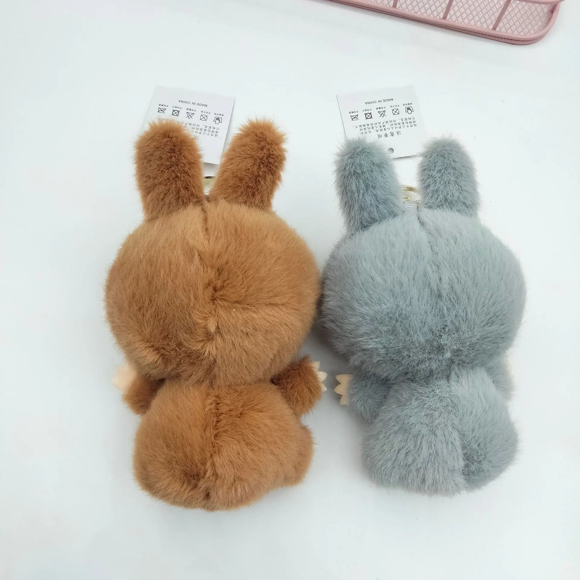 Kawaii 11cm Labubu 플러시 키 체인 새로운 귀여운 만화 배낭 장식 패션 학교 가방 펜던트 장난감 여성 선물