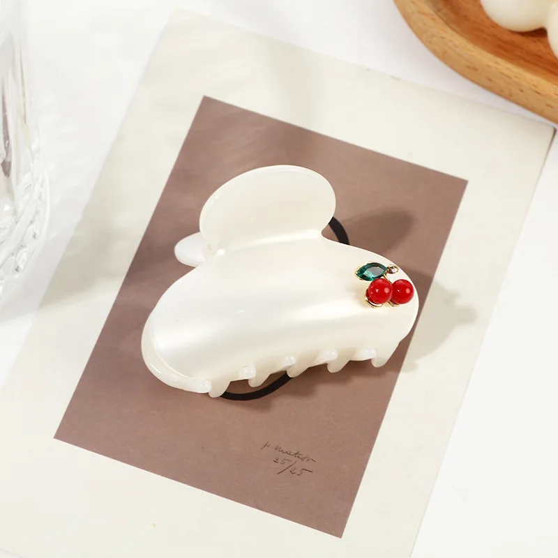 Nowa japońska moda 6,3 CM Mała wiśniowa spinka do włosów dla uroczej słodkiej dziewczyny Czysty kolor Kwas octowy Rekin Spinka do włosów Hurtownia