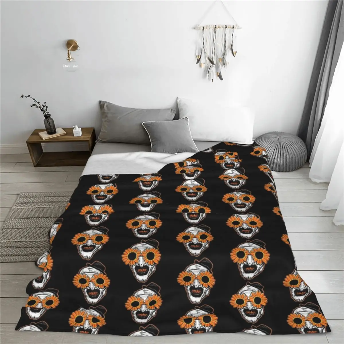 Sunflower Sunglasses Horror Clown Movie Art Terrifier Blanket Soft Flannel Throw Blanket Bedding for Bed Living room Home Sofa