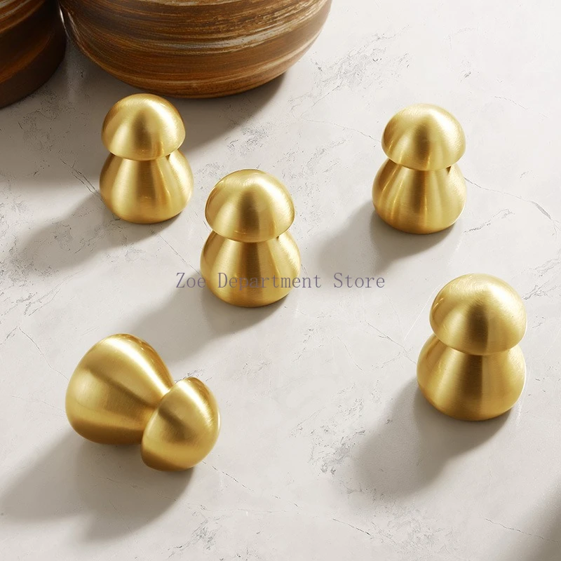 Mushroom handle French wardrobe handle Small mushroom cabinet door creative American creative retro cabinet drawer handle