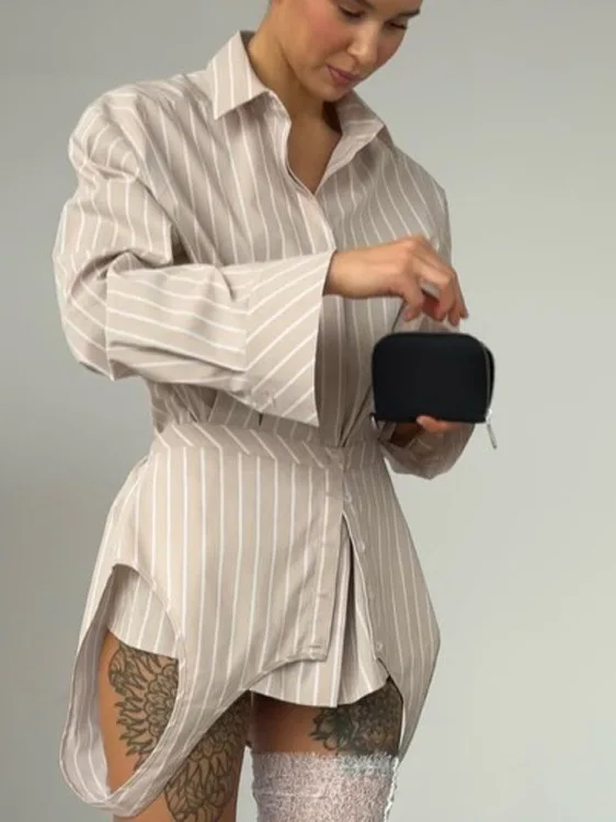 

Women's Casual Striped Shirt Long Sleeve Loose Fit Fashionable Turn-down Collar Button-up Waist Belt Included 2026 New Style