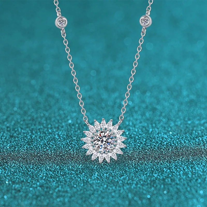 Elegant PT950 Platinum Womens 1-carat Moissanite Necklace, Gorgeous Sunflower Diamond Pendant Chain Holiday Gift