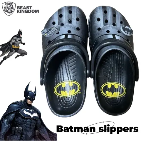 New Beast Kingdom Justice League Batman movie periphery creative cartoon non-slip flat slippers can be worn over beach sandals