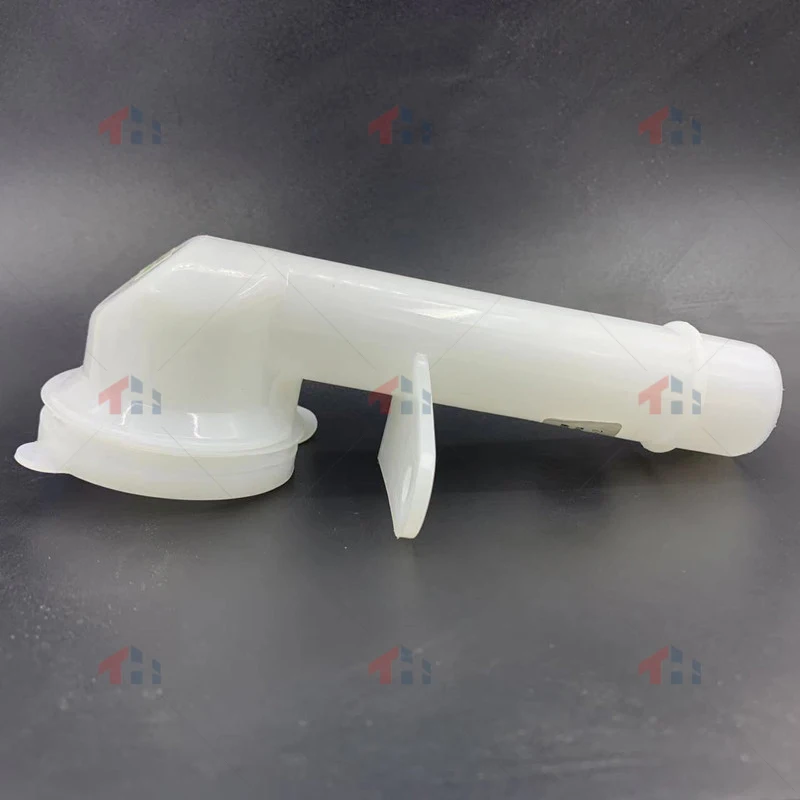 5207140-P00-B1 Wiper Water Bottle Filling Pipe Suitable for Great Wall STEED WINGLE 3 WIGNLE 5 WINGLE 6