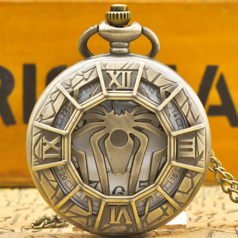Marvel superhéroe Spiderman moda Vintage relieve tallado y ahuecado estilo romano Flip reloj de bolsillo en cadena colgante regalos