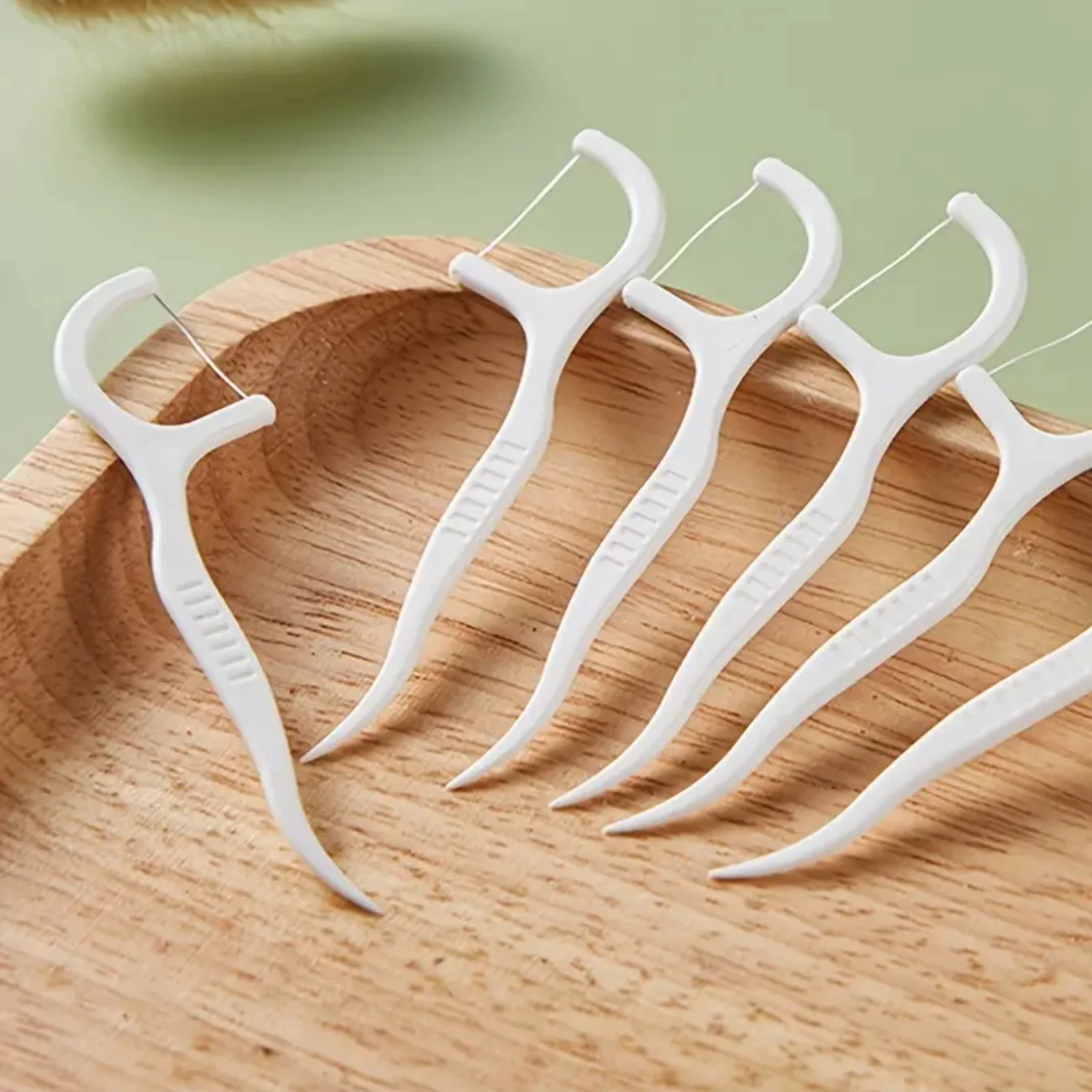 

Clean and Convenient Complete Dental Floss Picks Set - 50pcs With Stylish Carrying Case - Oral Care Products for Effective Teeth