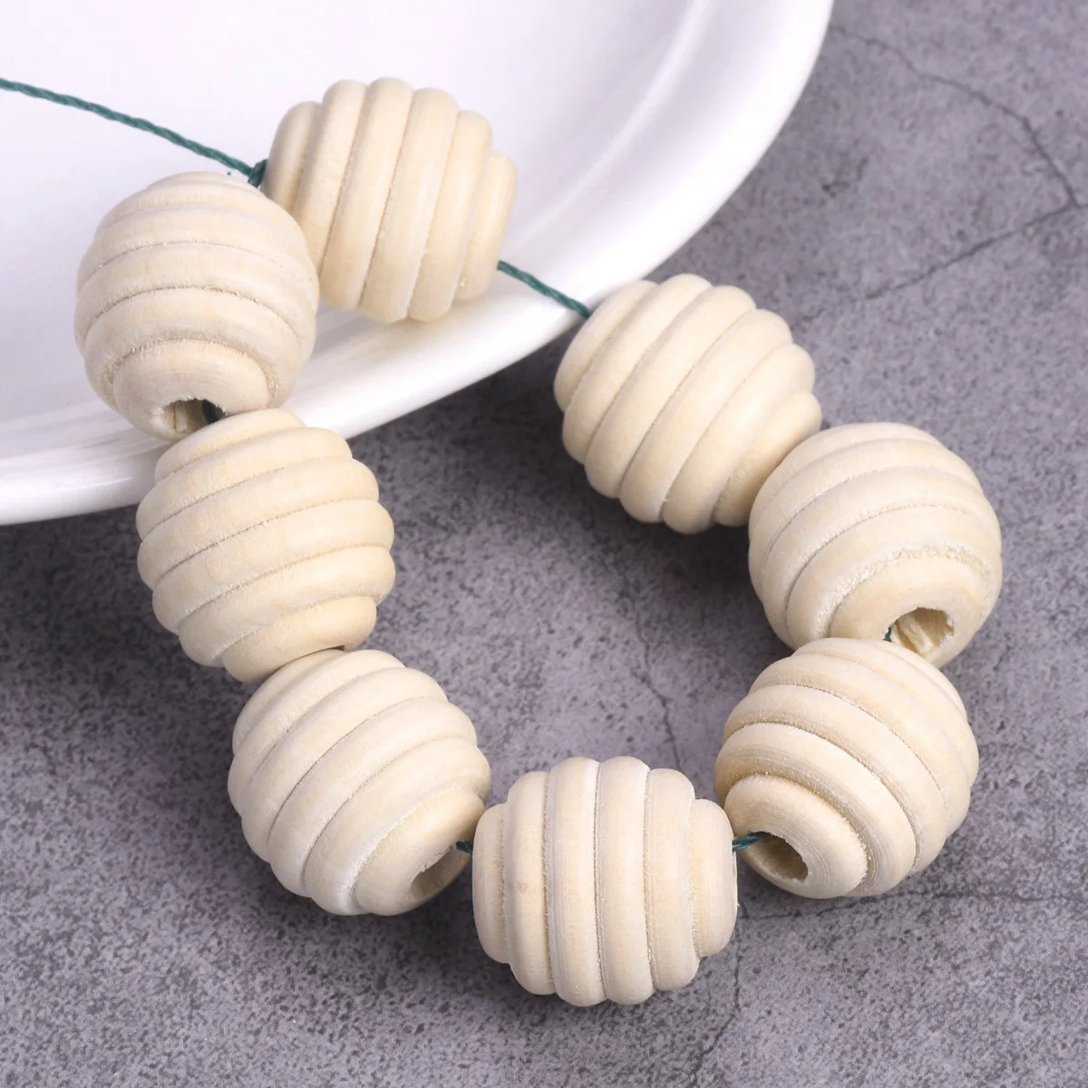 5pcs 20mm Hornet Nest Shape Round Natural Wood Loose Beads For Handcraft DIY Jewelry Making