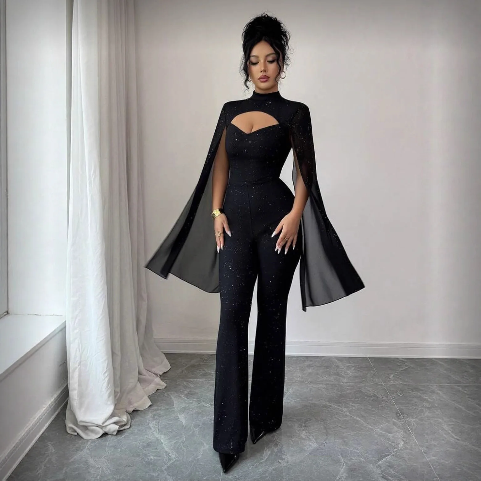 

Fashion O Neck Slim Fit Jumpsuit Women Sexy Hollow Out Bandage Sequin Shiny Jumpsuit 2026 Party Romper Overalls Jumpsuits