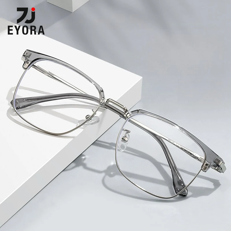 EYORA Vintage Business Metal Square Reading glasses Anti Blue Light Myopia and hyperopia Photochromic Prescription Eyewear Lens