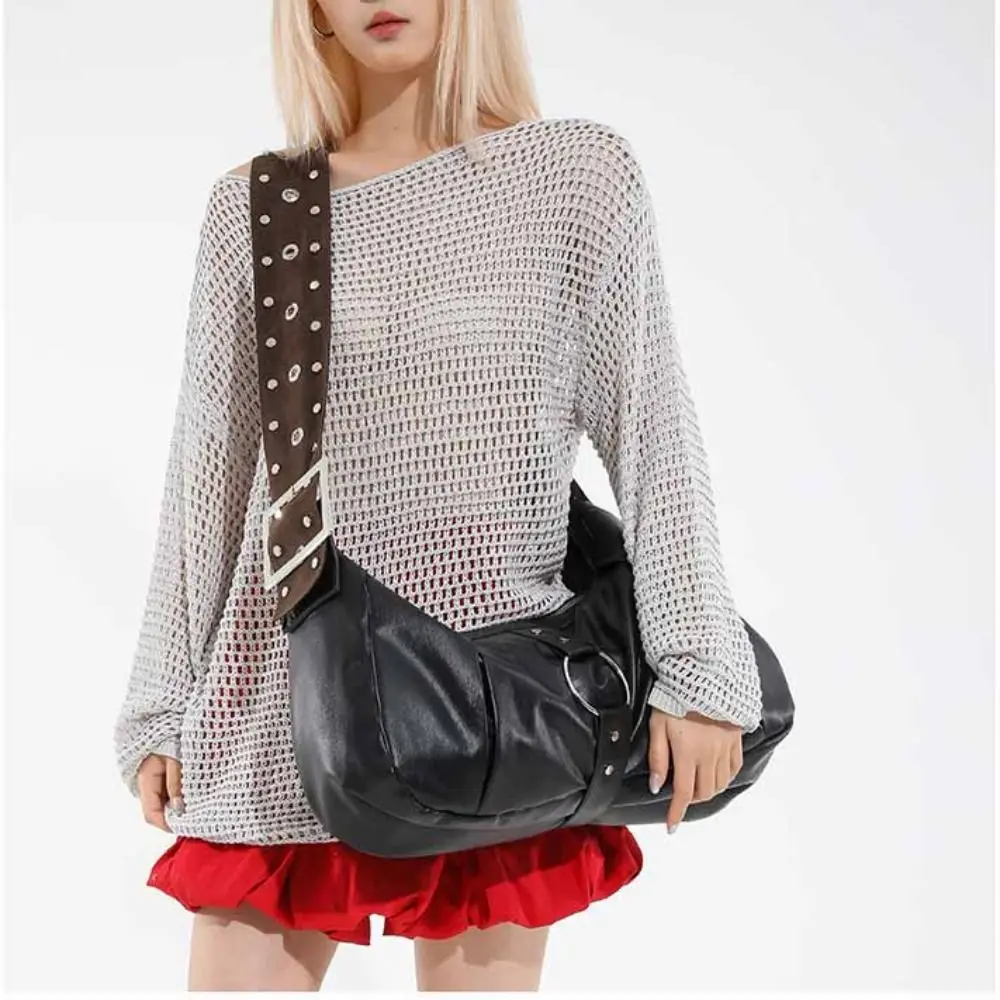 Umhängetasche aus PU-Leder mit breitem Riemen und Nieten, großes Fassungsvermögen, Retro-amerikanischer Stil, Lokomotive-Stil, Unterarmtasche, modisches Design