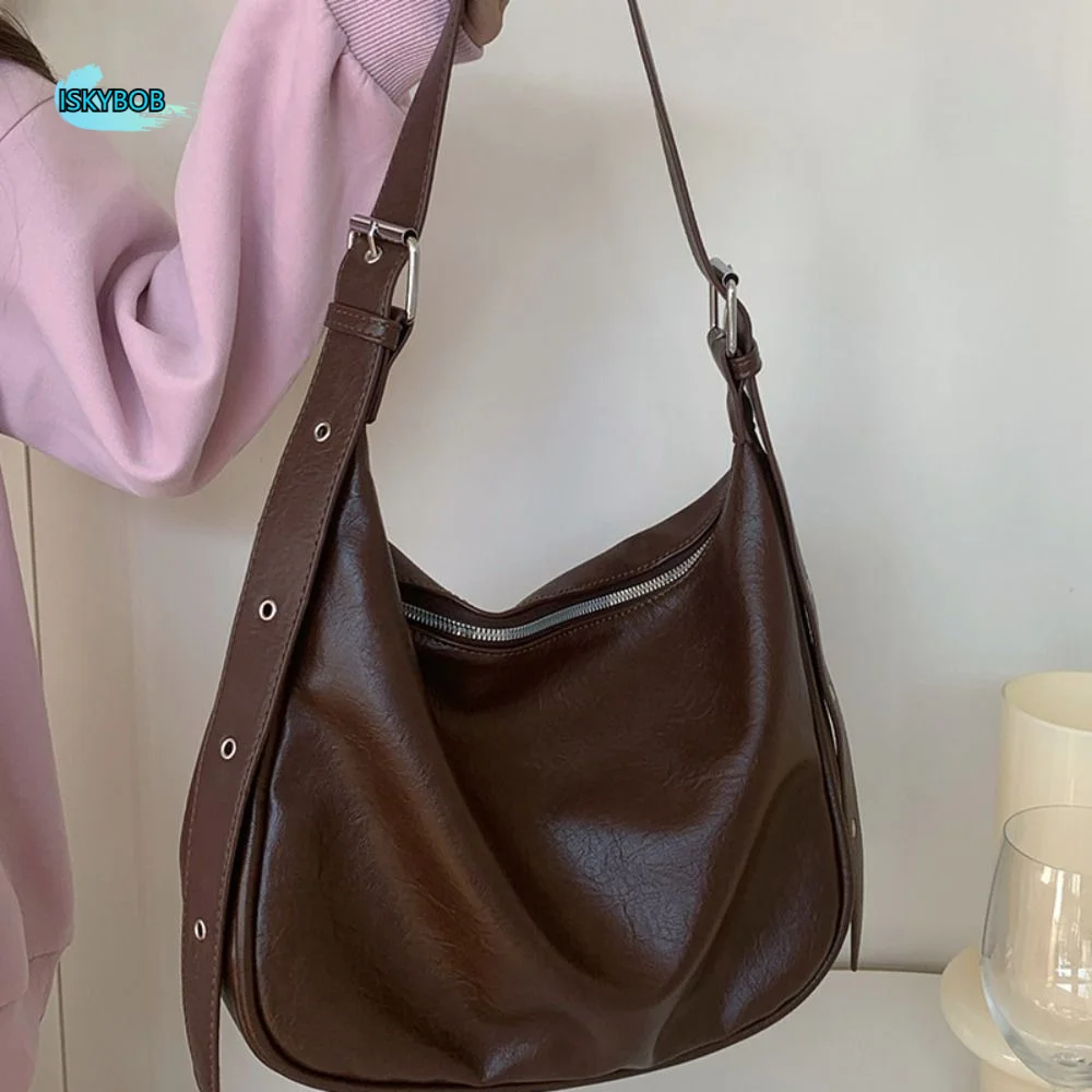 

Fashion Large Capacity Pillow Crossbody Bag Solid Color Pillow Bag PU Dumpling Bag Korean Style Mommy Bag Shoulder Bag Travel