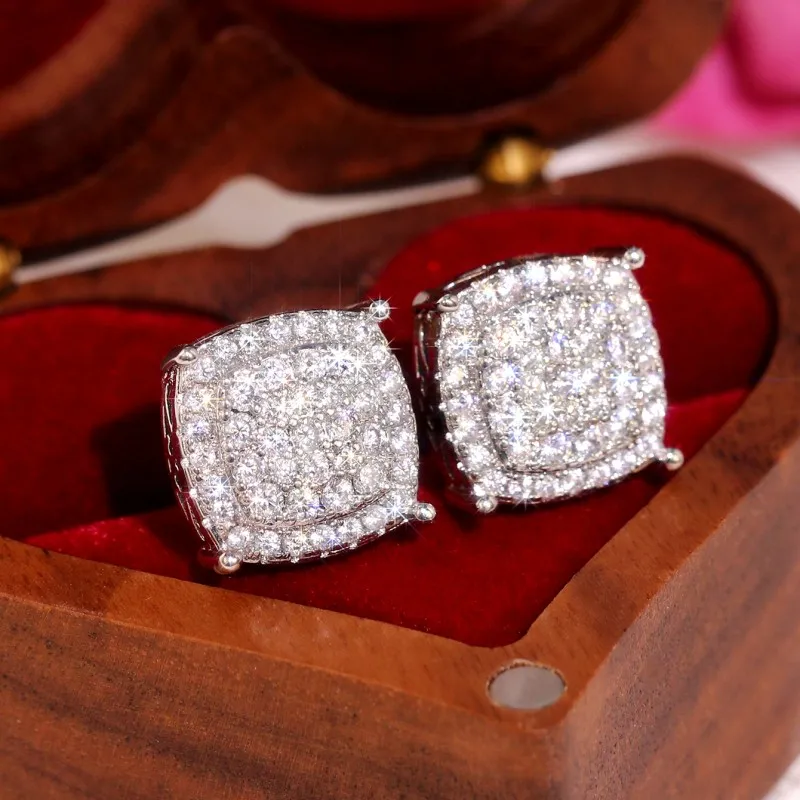 Huitan Full Bling Bling CZ-Ohrstecker in runder Form für Damen, einfache, vielseitige Ohrpiercing-Accessoires, exquisiter Schmuck